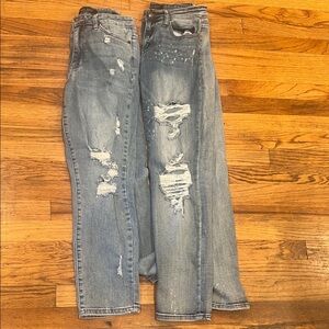 Judy Blue Light and Dark Distressed Boyfriend Jeans